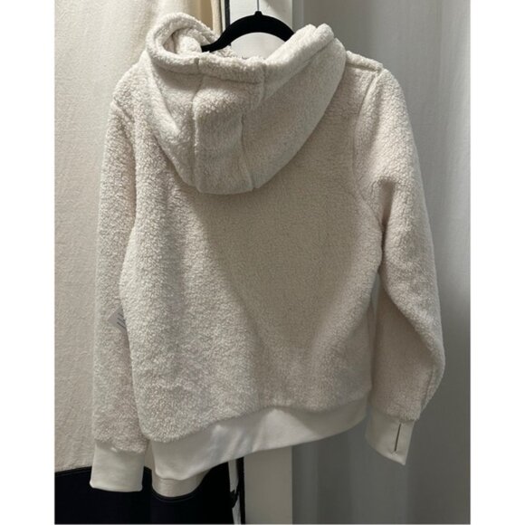 Athleta Tugga Sherpa NWT - Picture 9 of 9